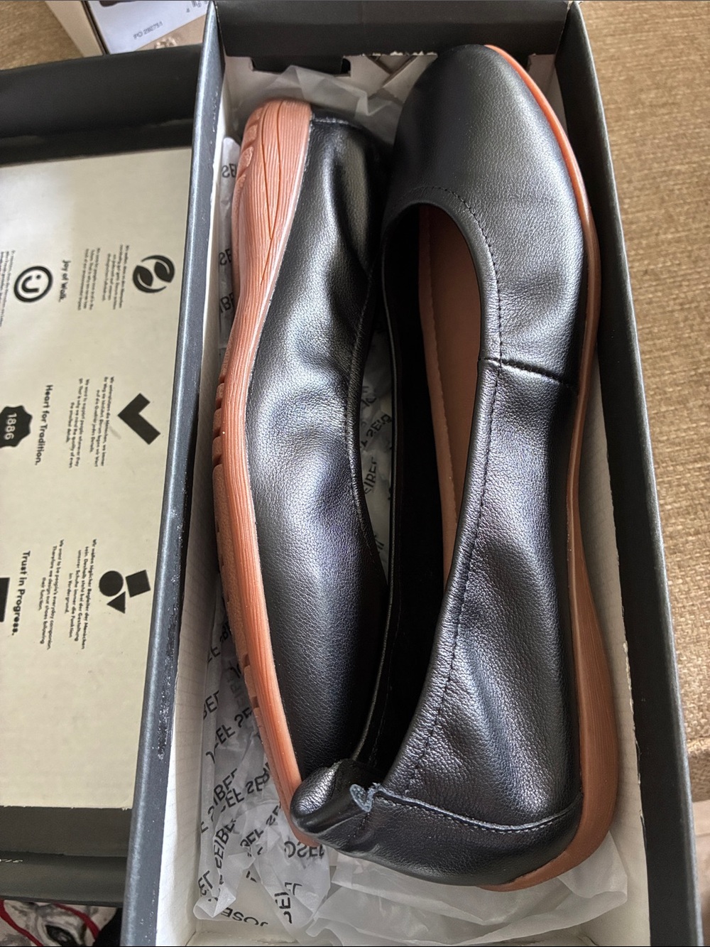 Josef Seibel black Leather Ballet Flats